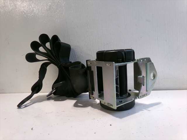 Foto 2ª: Cinturón Trasero Derecho Bmw Serie 1 120 2.0 D E82 COUPE 2007-2013 [N47D20C] (2009)