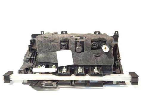 Foto 3ª: Guantera Porsche Panamera 4 300CV 220KW [4640] (2011)