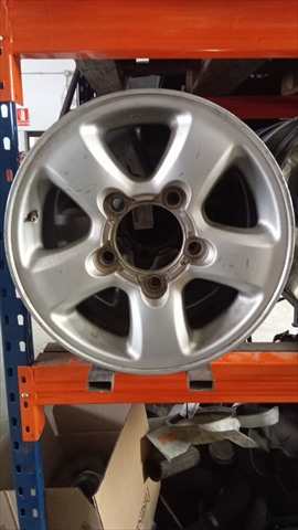 LLanta Aleacion Toyota Land Cruiser 4.7 G UZJ 100