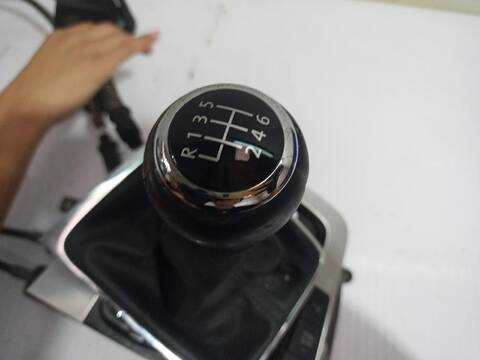 Palanca de Cambio Volkswagen Passat INDIVIDUAL 140CV