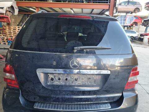 Portón Mercedes Clase ML 320 3.0 CDI W164) 224CV 165KW 164.122)