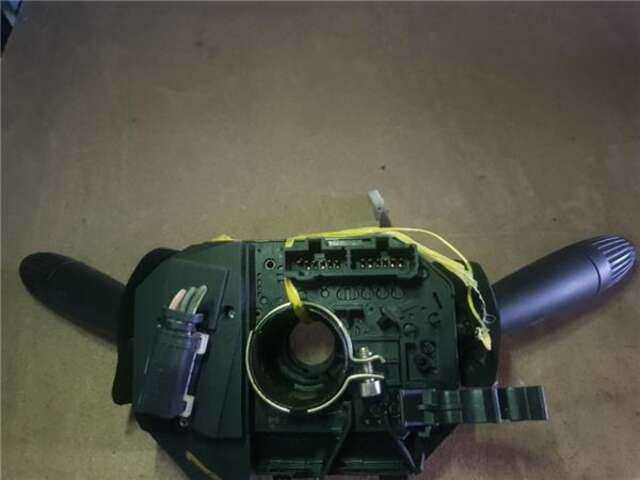 Foto 2ª: Mando Multifuncion Fiat Punto 1.3 JTD 16V