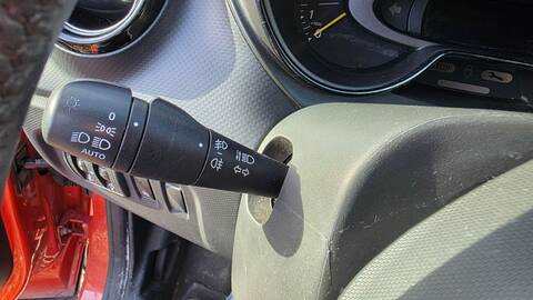 Mando Luces Renault Captur ZEN 90CV 66KW
