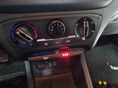 Mando Calefacción A. A. Hyundai i20 KLASS ACTIVE CROSSOVER 90CV 66KW