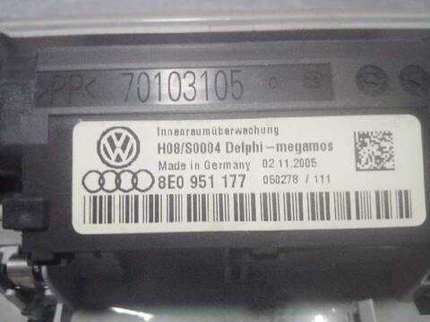 Foto 3ª: Luz Interior Audi A4 2.0 TDI 16V 103KW) BERLINA 140CV [BLB] (2006)