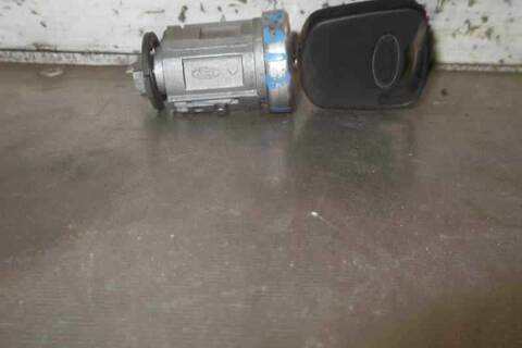 Foto 2ª: Cerradura Puerta Delantera Derecha Ford Focus AMBIENTE D) BERLINA 90CV 66KW [HHDA] (2006)