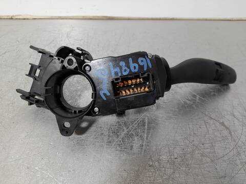 Foto 2ª: Mando Multifuncion Kia Carens BASIC 116CV 85KW [D4FD] (2016)