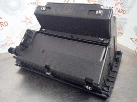 Foto 3ª: Guantera Seat Leon STYLE 115CV 85KW [DDY] (2017)