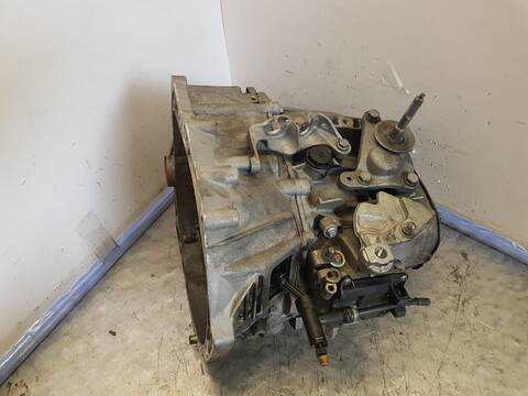 Foto 2ª: Caja Cambios Peugeot 3008 STYLE 114CV 84KW [9H05] (2013)