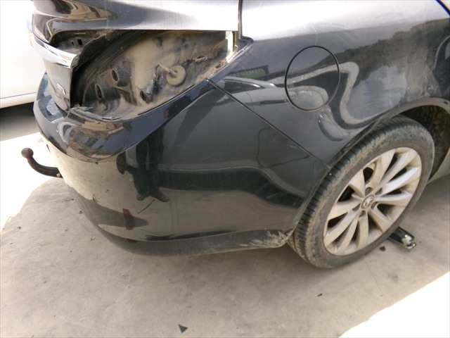 Foto 2ª: Paragolpes Trasero Opel Insignia 2.0 CDTI 2013-2017 [B20DTH] (2016)