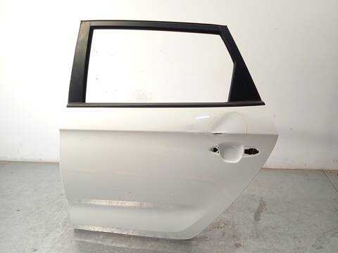 Foto 3ª: Puerta Trasera Izquierda Kia Carens 1.7 CRDI 116CV 85KW [D4FD] (2018)