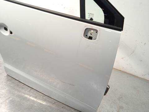 Foto 3ª: Puerta Delantera Derecha Renault Scenic 1.5 DCI 110CV 81KW [K9K636] (2014)