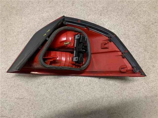 Foto 2ª: Piloto Trasero Izquierdo Renault Vel Satis 2.0 EXPRESSION [2.0 LTR. - 120 KW 16V TURBO]