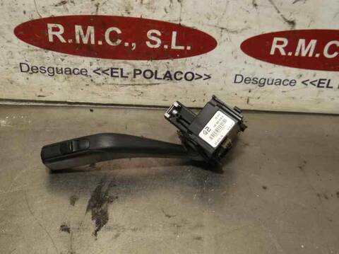 Foto 2ª: Mando Multifuncion Volkswagen Jetta 2.0 TDI 140CV 103KW [CBD] (2009)