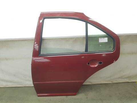 Foto 3ª: Puerta Trasera Izquierda Volkswagen Bora 1.9 TDI 110CV [AHF] (1998)