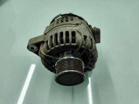 Foto 4ª: Alternador Toyota Hilux CABINA DOBLE VX 4X4 171CV 126KW [1KD] (2014)
