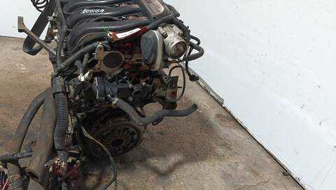 Foto 4ª: Motor Completo Renault Megane 1.6 16V BM0C CM0C) 113CV 83KW II BM0/1_ CM0/1_) [K4M 760] (2005)