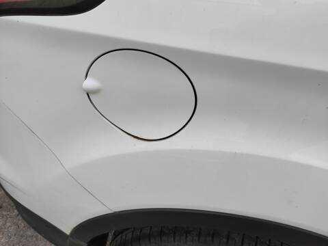 Tapa Exterior Combustible Ford Kuga M8MD