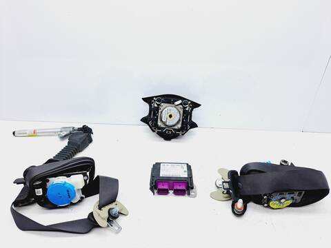 Foto 3ª: Kit Airbag Kia Carens BASIC 116CV 85KW [D4FD] (2016)