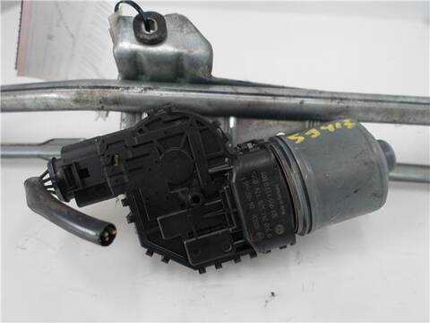 Foto 2ª: Motor Limpia Delantero Volkswagen Passat 1.9 TDI BERLINA 130CV 96KW [AVF] (2005)