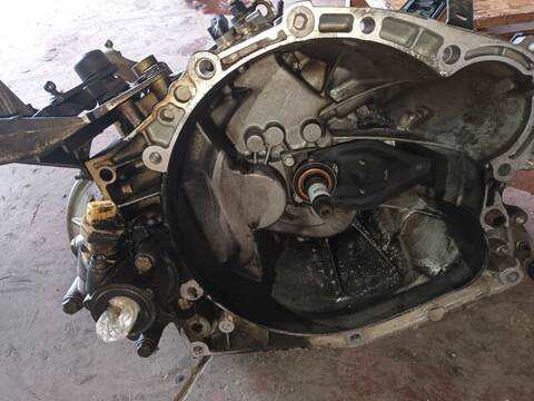 Foto 3ª: Caja Cambios Peugeot 406 6FZ BERLINA (2002)