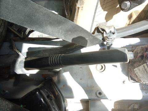 Foto 2ª: Freno de Mano Dacia Sandero TCE 90 B8M1 B8MA) 90CV 66KW [H4B 400,H4B 412,H4B 411,H4B 410,H4B 408] (2015)
