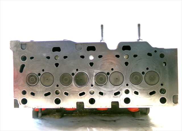 Foto 4ª: Culata Renault Megane 1.5 DCI 2002-2008 [K9KP7] (2006)