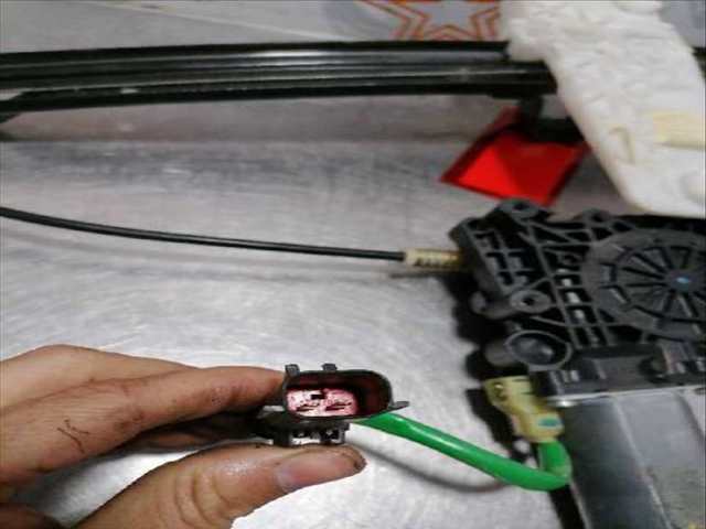 Foto 2ª: Elevalunas Eléctrico Delantero Derecho Jeep Grand Cherokee 2.7 CRD LAREDO 163CV 120KW [665921] (2001)