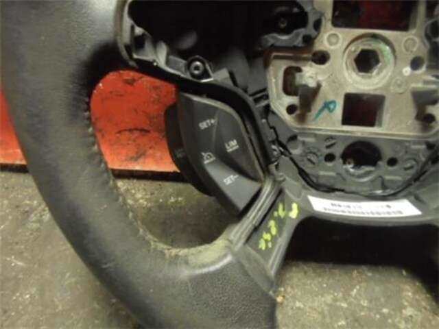 Foto 2ª: Volante Ford C Max 1.6 EDITION [1.6 LTR. - 85 KW TDCI CAT] (CB7)(2010 _)