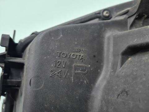 Foto 2ª: Faro Derecho Toyota Land Cruiser LIFE 173CV 127KW [1KDFTV] (2010)