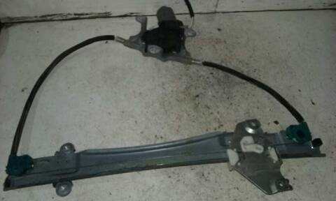 Foto 2ª: Elevalunas Eléctrico Delantero Izquierdo Renault Twingo 1.5 DCI DIESEL 64CV 47KW [K9K740] (2007)