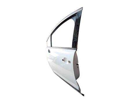 Puerta Delantera Izquierda Peugeot 3008 1.6 HDI 109CV