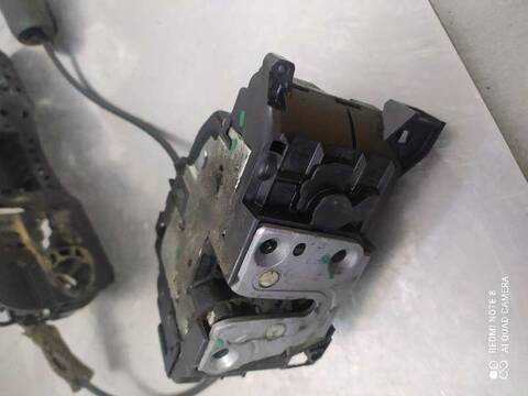 Foto 2ª: Cerradura Puerta Trasera Izquierda Renault Megane EXPRESSION BERLINA 110CV 81KW III BERLINA 5 P [K9KA6] (2013)