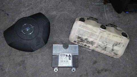 Foto 3ª: Kit Airbag Opel Astra COSMO BERLINA 101CV 74KW [Z17DTH] (2004)
