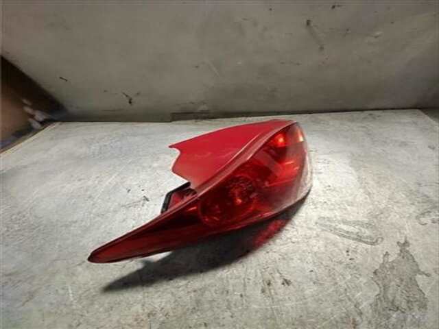 Foto 3ª: Piloto Trasero Izquierdo Peugeot 207 1.4 X-LINE [1.4 LTR. - 65 KW 16V CAT (KFU - ET3J4)] [KFU / ET3J4]