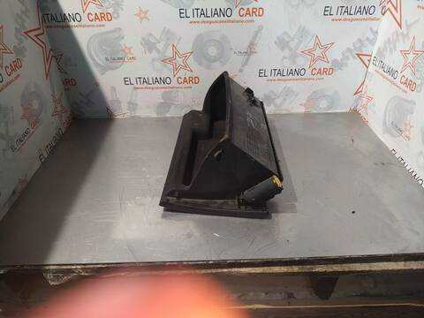 Foto 2ª: Guantera Toyota Rav4 EXECUTIVE 150CV 110KW [2AD] (2011)