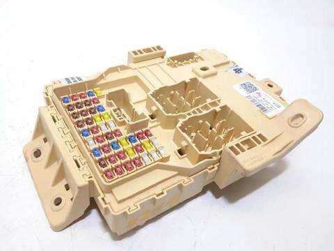 Caja Reles Fusibles Kia Xceed 1.0 TGDI CAT 120CV 88KW