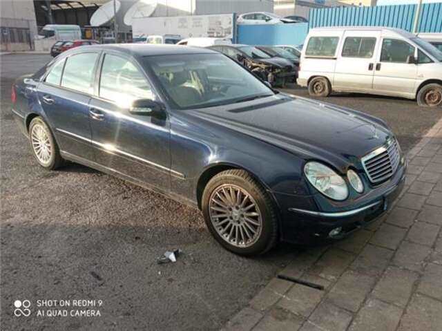 Guantera Mercedes Clase E 180 3.2 E 320 CDI (211.026) [3.2 LTR. - 150 KW CDI CAT]