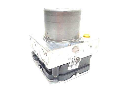 Foto 3ª: Abs Toyota Yaris 1.5 HYBRID MXPJ10L) 92CV 68KW [M15A] (2023)