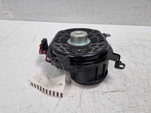 Altavoz Land Rover Discovery 180 CV 132KW