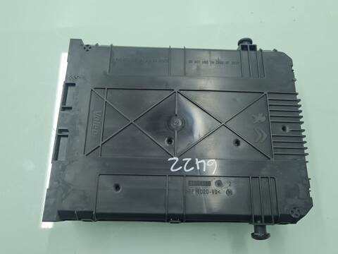 Foto 3ª: Caja Reles Fusibles Peugeot 208 68CV [HM01] (2017)
