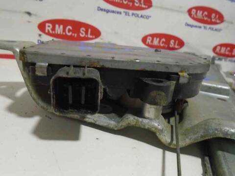 Foto 2ª: Elevalunas Manual Trasero Derecho Mitsubishi Montero 3.2 DI-D AVANCE 5-PTAS.) 165CV 121KW [4M41] (2001)