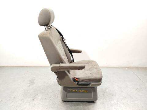 Foto 2ª: Asientos Traseros Volkswagen Multivan 2.5 TDI 130CV 96KW [AXD] (2005)