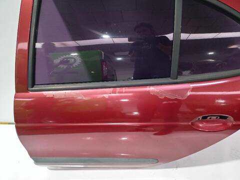 Foto 2ª: Puerta Trasera Izquierda Renault Megane 1.6E ALIZE 90CV [K7M702] (1995)