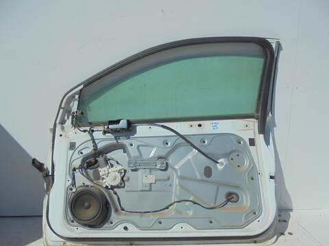 Foto 4ª: Puerta Delantera Derecha Ford Focus S BERLINA 136CV 100KW [G6DA] (2006)