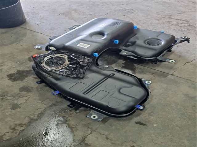 Deposito de Combustible Land Rover Defender D250 MHEV 4X4 249CV 183KW