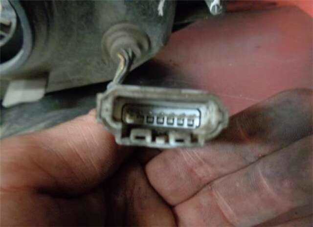 Foto 3ª: Faro Derecho Mitsubishi Montero 2.8 TD (V46W) [4 M 40]