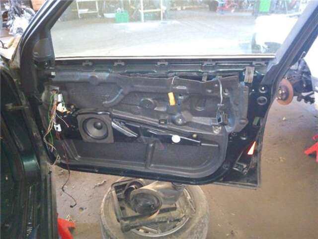 Foto 2ª: Puerta Delantera Derecha Bmw Serie 5 518 2.5 523I [2.5 LTR. - 125 KW 24V CAT] [M52 B25 (25 6 S3)]