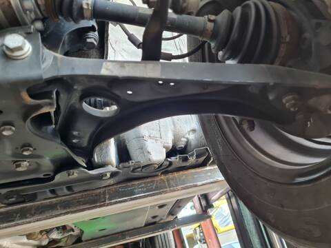 Brazo Suspension Delantero Izquierdo Volkswagen Caddy BASE 74CV 55KW