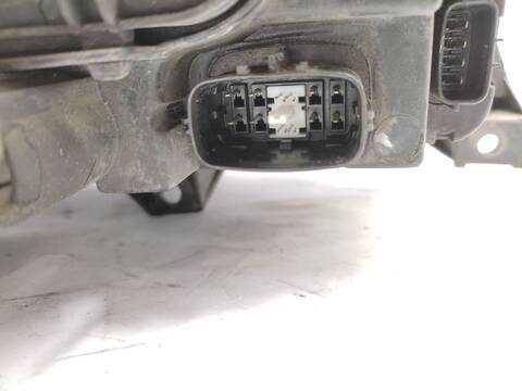 Foto 3ª: Faro Izquierdo Mazda 6 2.0 DI GG14) 136CV 100KW [RF] (2003)